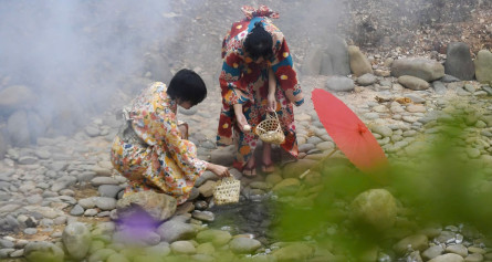 Tour Vũng Chùa – Phong Nha Kẻ Bàng – Động Thiên Đường – Suối Bang Onsen