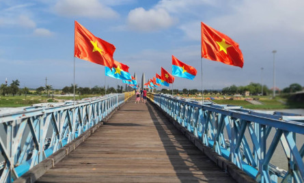 Tour Phong Nha Kẻ Bàng – Vũng Chùa – Quảng Trị Miền Đất Lửa 3 ngày 2 đêm
