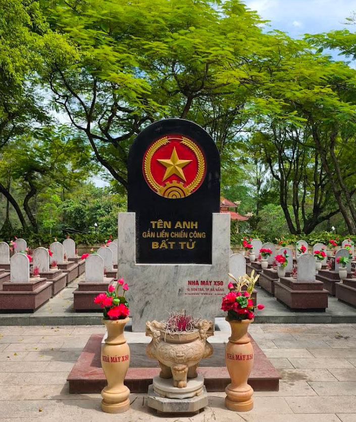 Nghĩa Trang Liệt Sĩ Quốc Gia Trường Sơn
