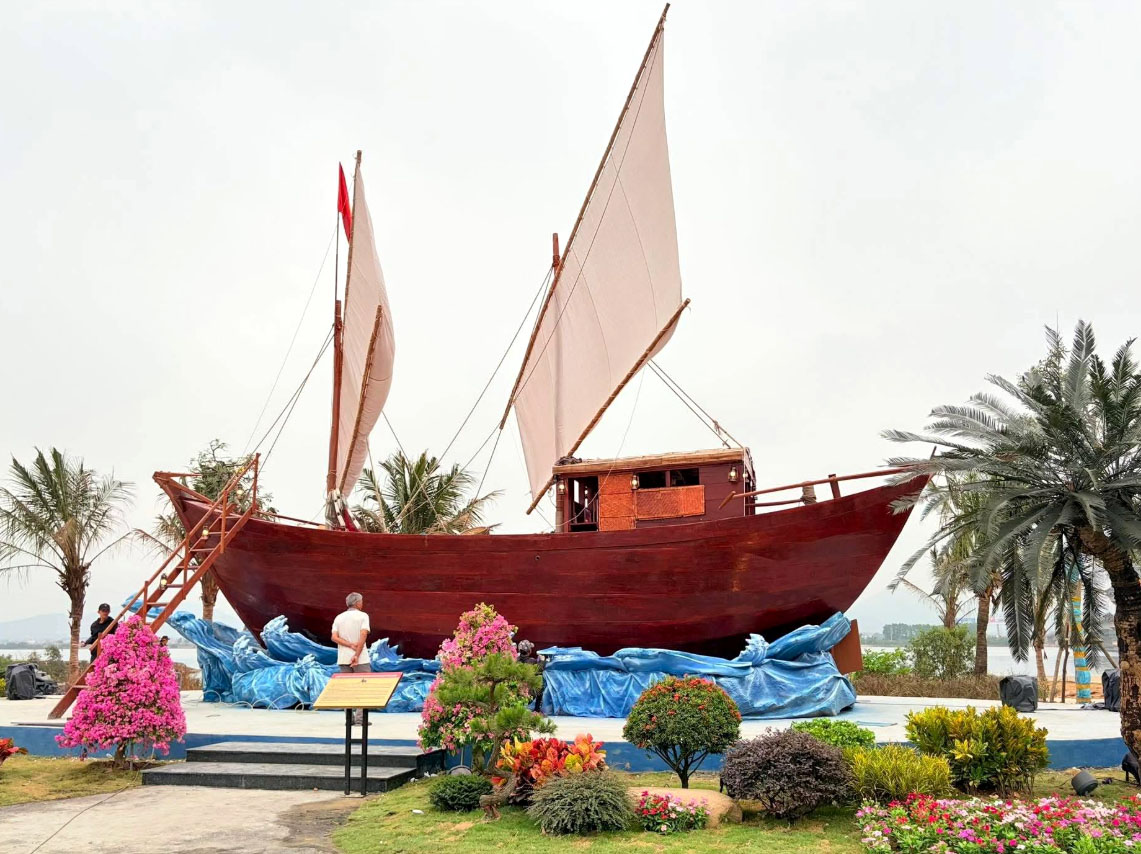 Mô hình con thuyền huyền thoại